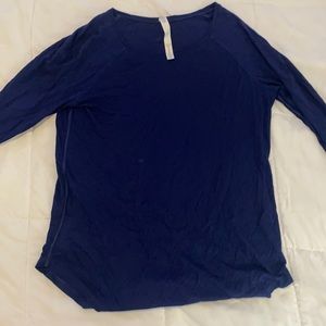 Blue lululemon long sleeve T-shirt